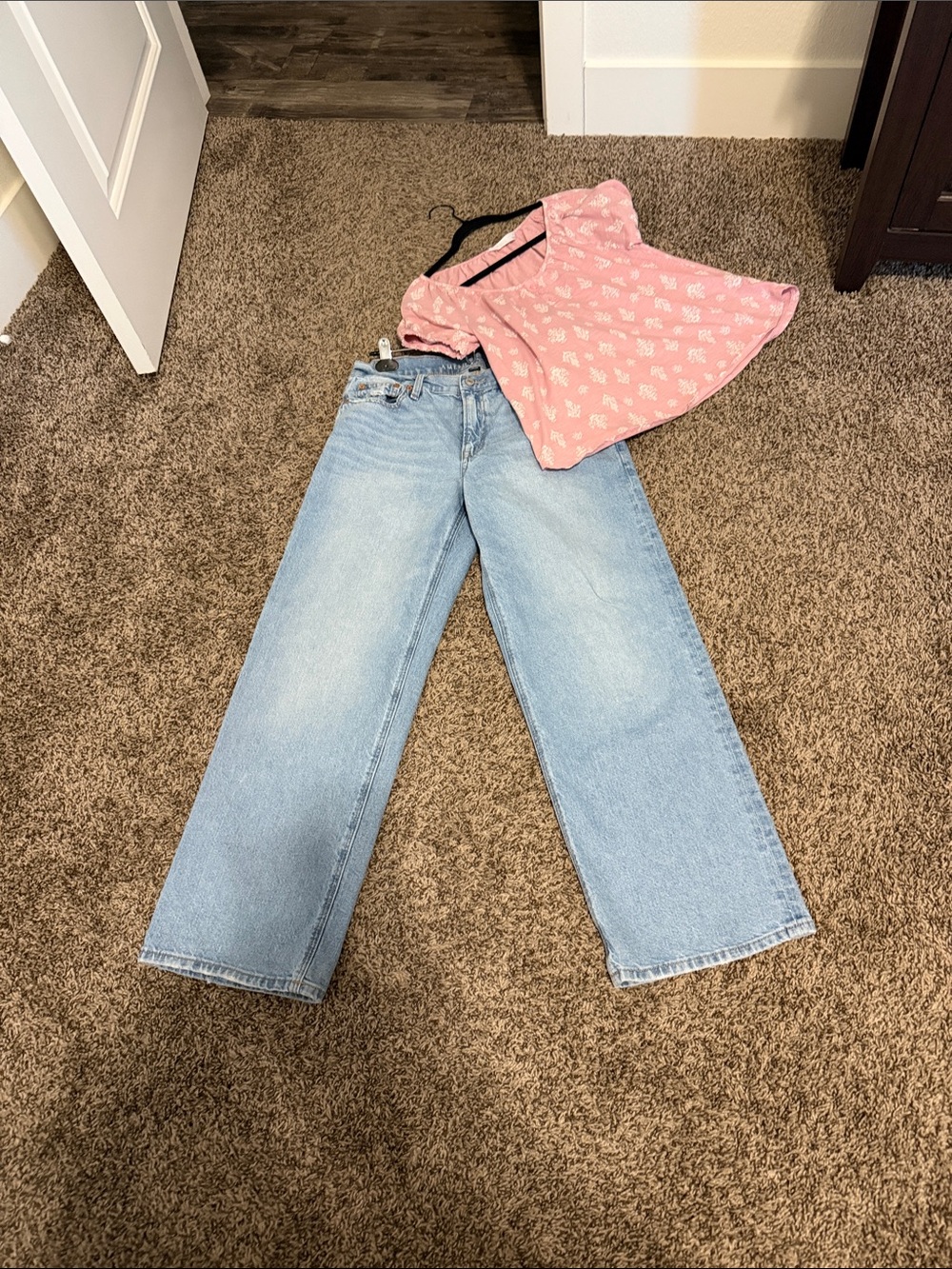 American Eagle 🦅 Light Wash Wide Leg Women’s Jeans